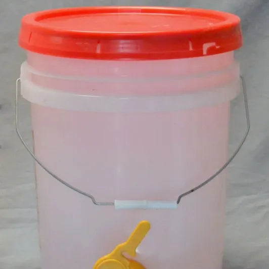 5 Gallon Bucket w/ Valve