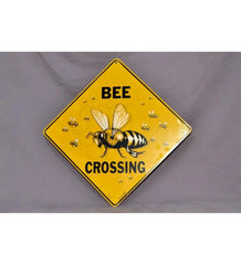 Bee Crossing Sign-GF106 : 12" x 12"