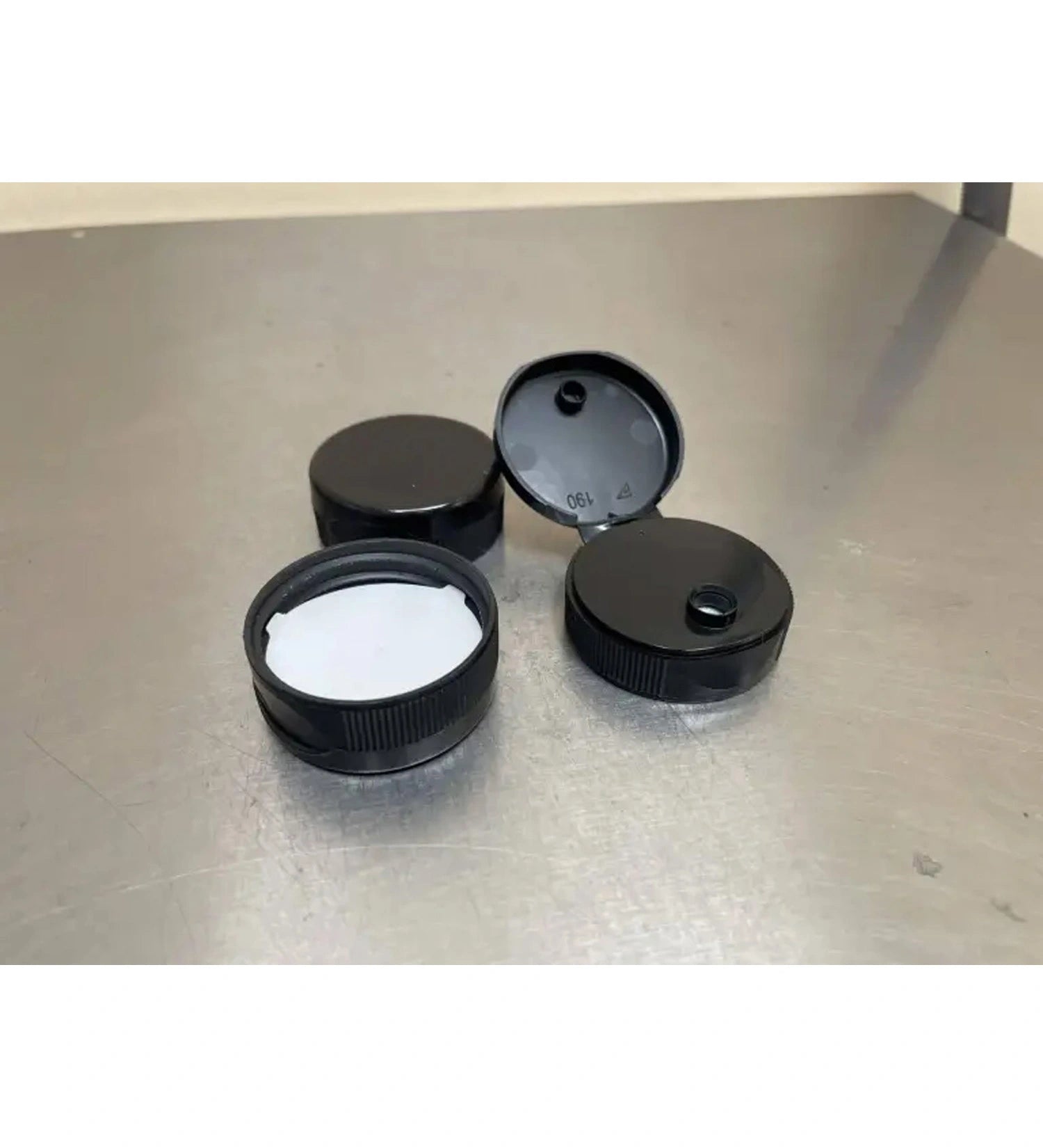 Caps Black Flip-top-CN168