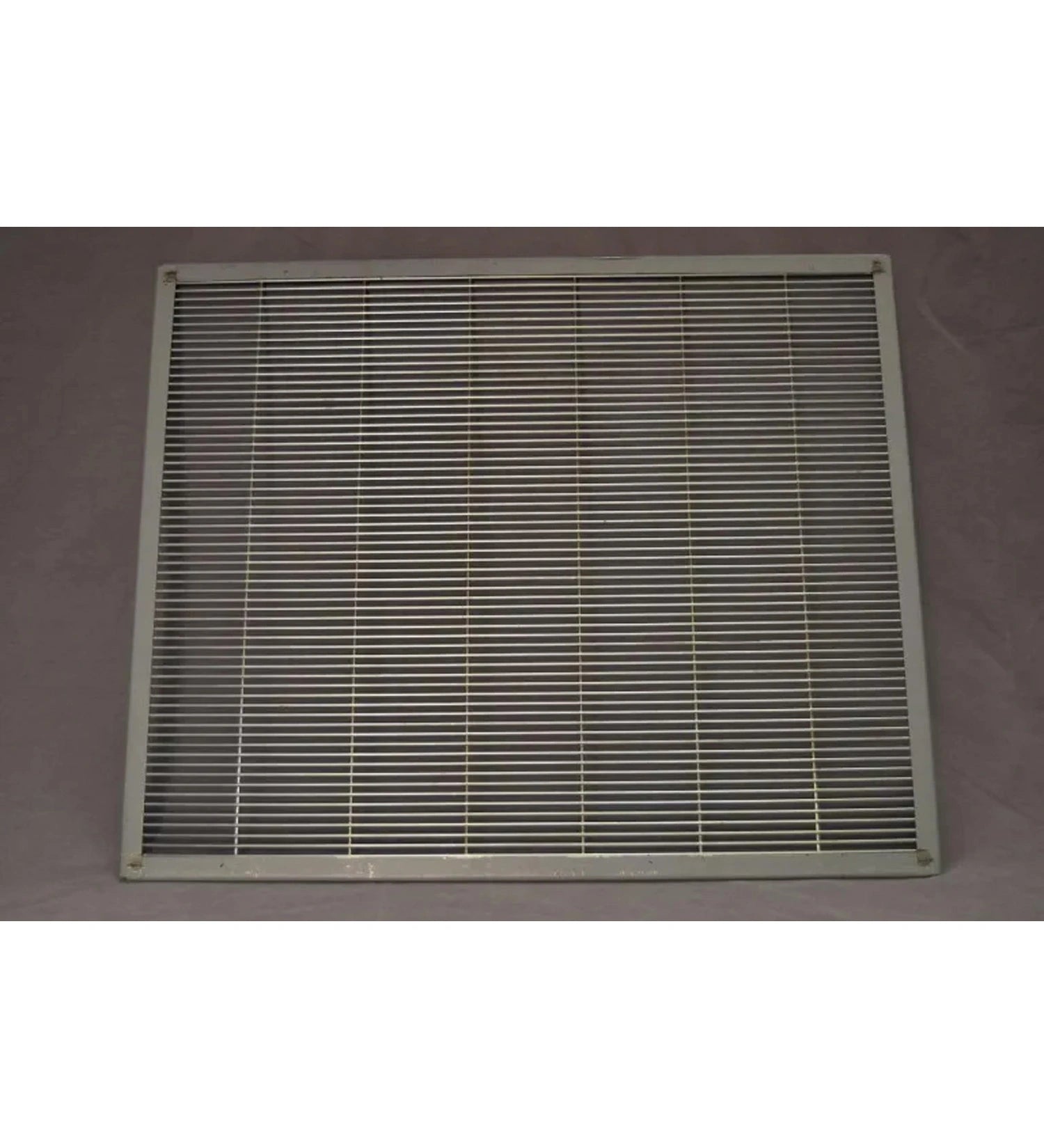 8 FR Excluder Metal-HD121